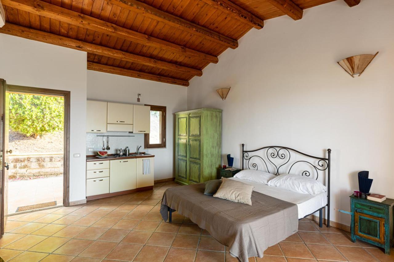 Solemar Sicilia - Le Casette Di Calzata Campofelice Di Roccella Exterior foto